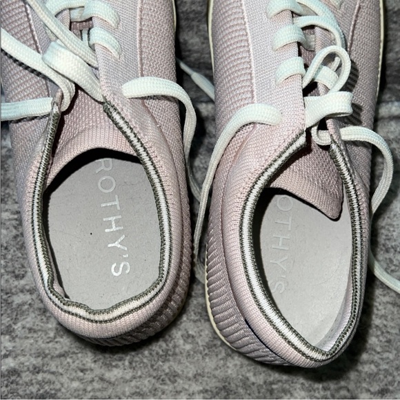Rothy’s Lace Up Sneaker - Picture 6 of 10